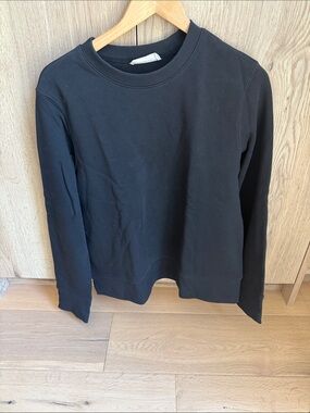 Everlane Black Crewneck sweatshirt